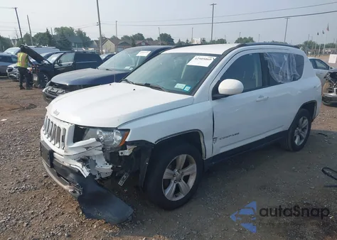 2016 Jeep Compass Latitude из США, поврежденный, VIN 1C4NJDEB7GD762510